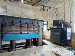 電加熱導熱油爐出現(xiàn)過載報警的原因？